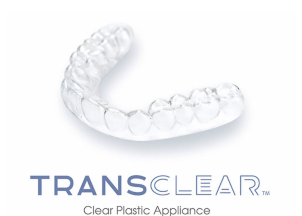 TRANS CLEAR マウスピース写真